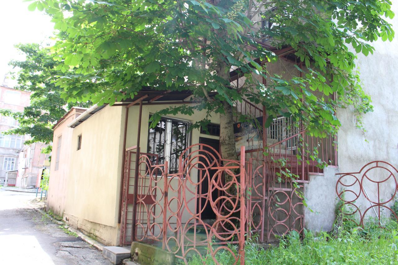 Downtown B&B Ванадзор Экстерьер фото